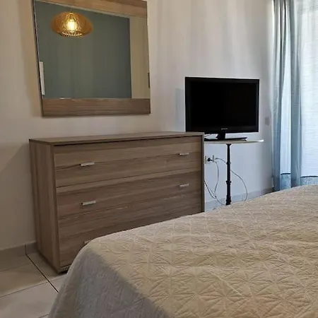 Seaview Апартаменты