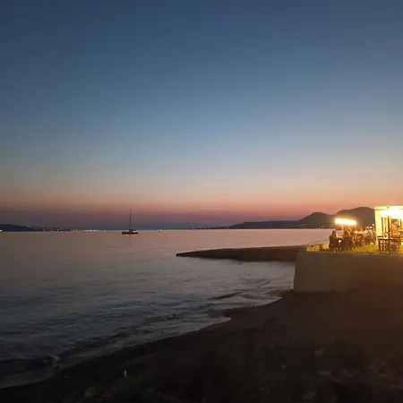 Seaview Apartment